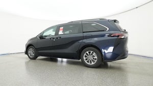 2024 Toyota Sienna LE AWD