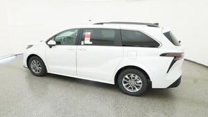 2024 Toyota Sienna XLE FWD